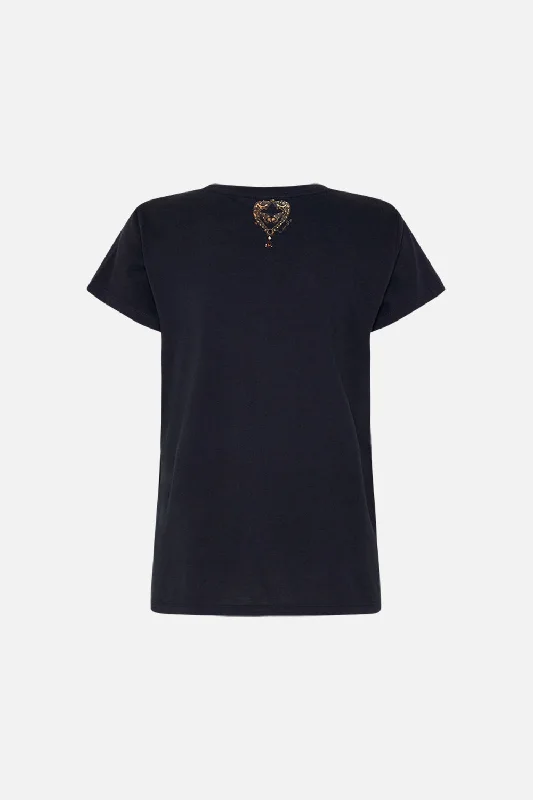 00029116-slim-fit-round-neck-t-shirt-black-magic-in-the-manuscripts