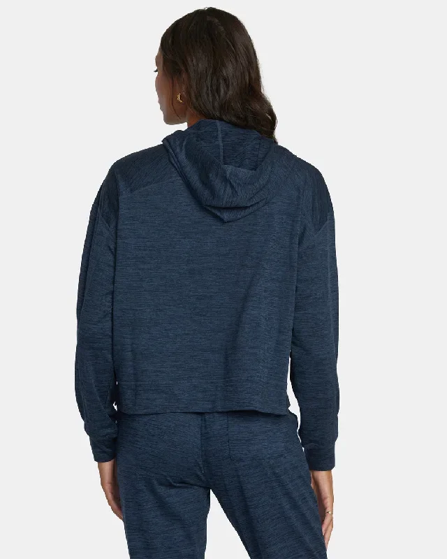 c-able-cropped-workout-hoodie-midnight