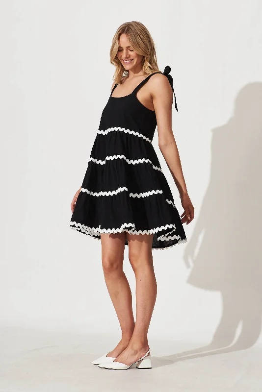 claus-dress-in-black-with-white-ric-rac-trim-cotton