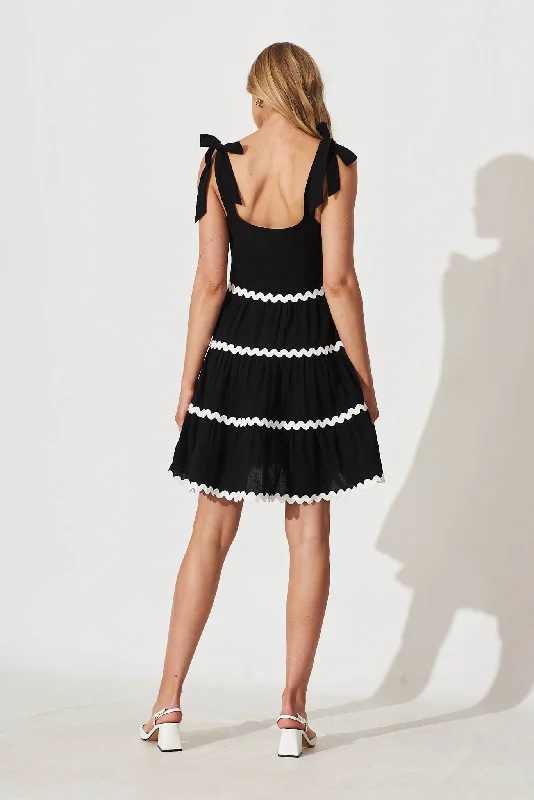 claus-dress-in-black-with-white-ric-rac-trim-cotton