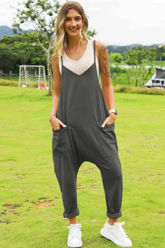 Double Take Plus Size Sleeveless V-Neck Pocketed Jumpsuit