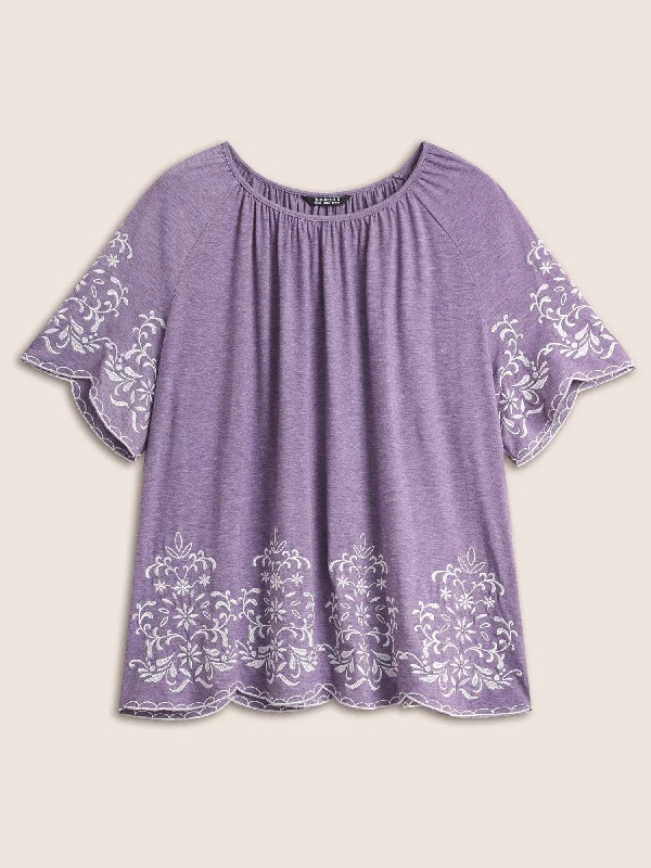 embroidered-scalloped-trim-gathered-t-shirt