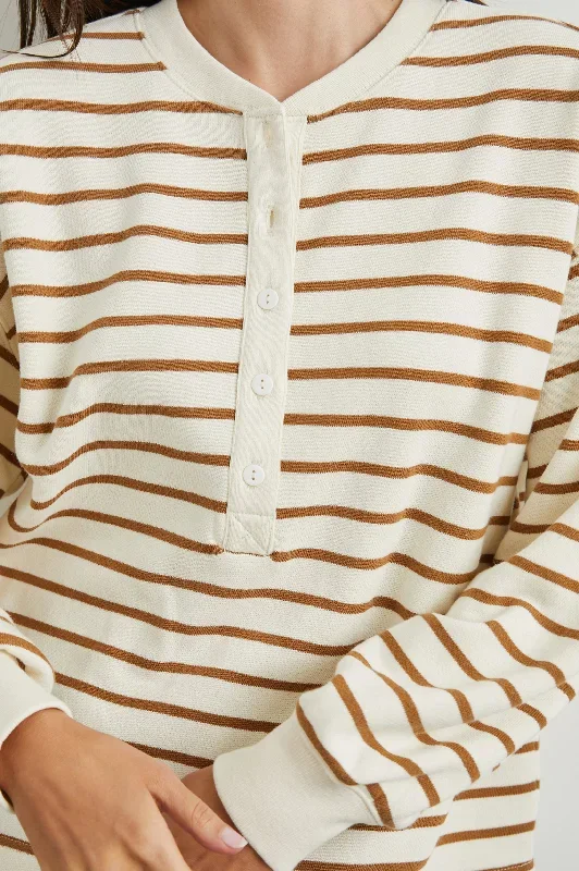 joan-sweatshirt-carmel-stripe