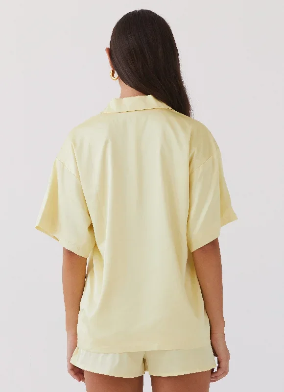 julia-satin-oversized-shirt-lemon