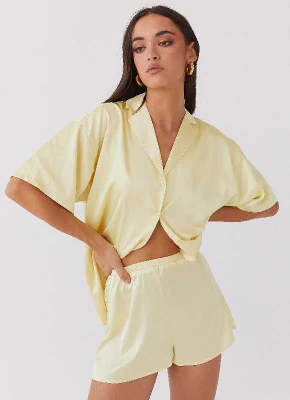 julia-satin-oversized-shirt-lemon