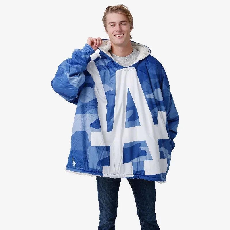 los-angeles-dodgers-reversible-team-color-camo-hoodeez