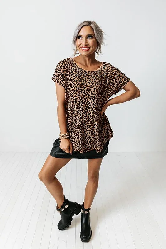 love-hard-leopard-velvet-top