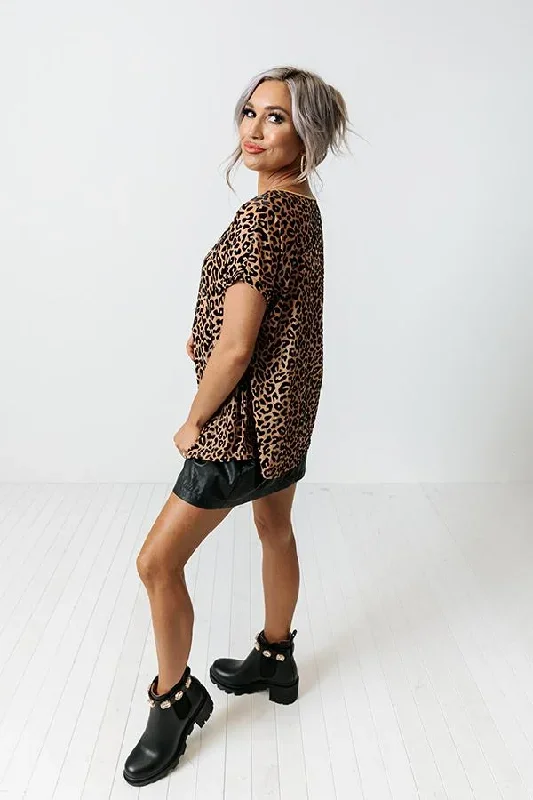 love-hard-leopard-velvet-top