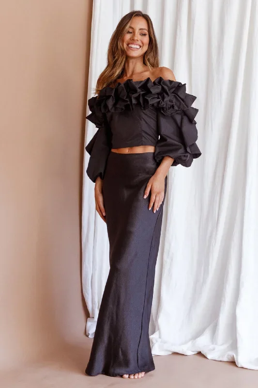 midnight-mirage-puff-ruffle-crop-top-black