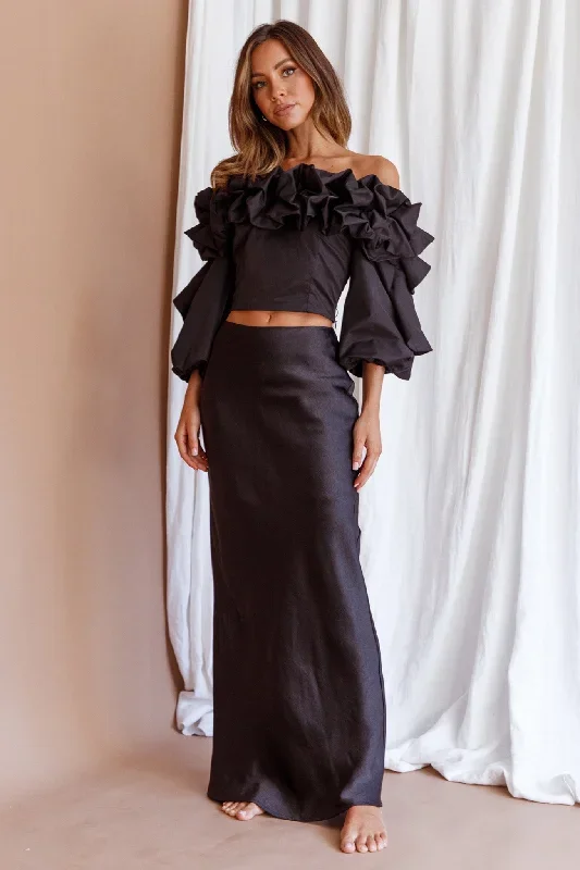 midnight-mirage-puff-ruffle-crop-top-black