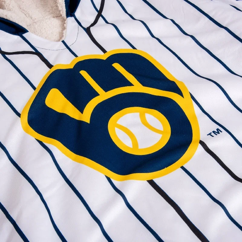 milwaukee-brewers-alternate-home-game-day-big-logo-hoodeez