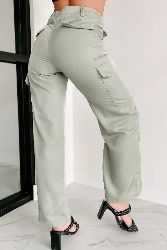 never-second-guessing-wide-leg-cargo-pants-dusty-sage