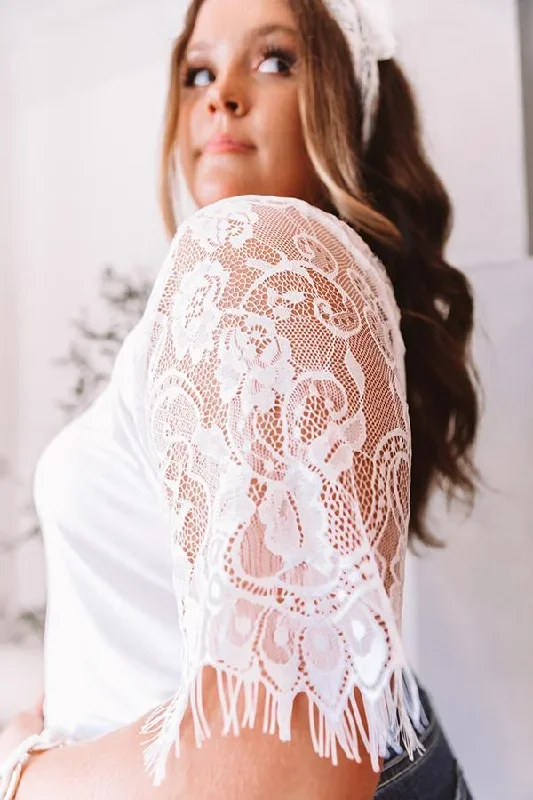 paris-luxe-lace-top-in-white-curves