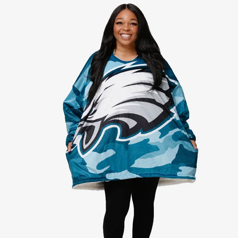 philadelphia-eagles-reversible-team-color-camo-hoodeez