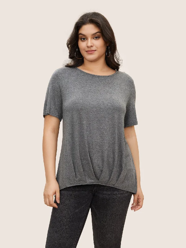 Plain Round Neck Pleated Asymmetrical Hem T-shirt