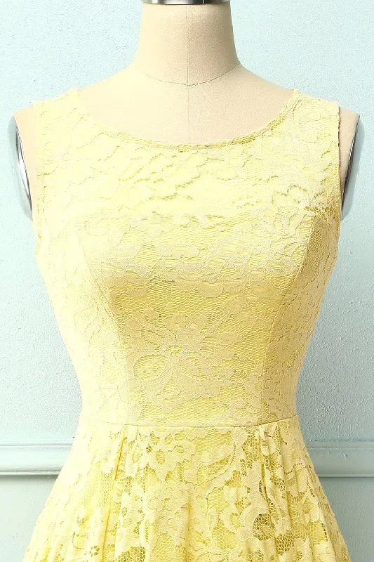 robe-asymetrique-en-dentelle-jaune