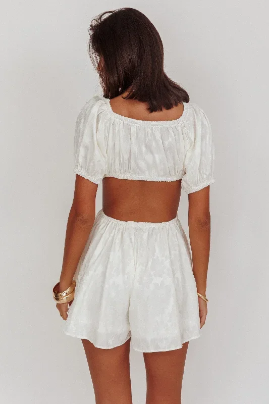 see-the-light-puff-sleeves-romper-ivory