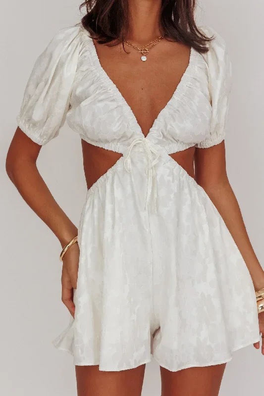 see-the-light-puff-sleeves-romper-ivory