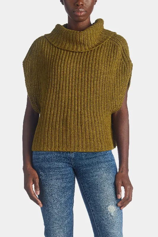 Sleeveless Turtleneck Sweater