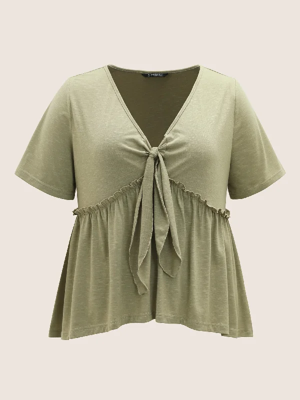 solid-knot-v-neck-frill-trim-t-shirt