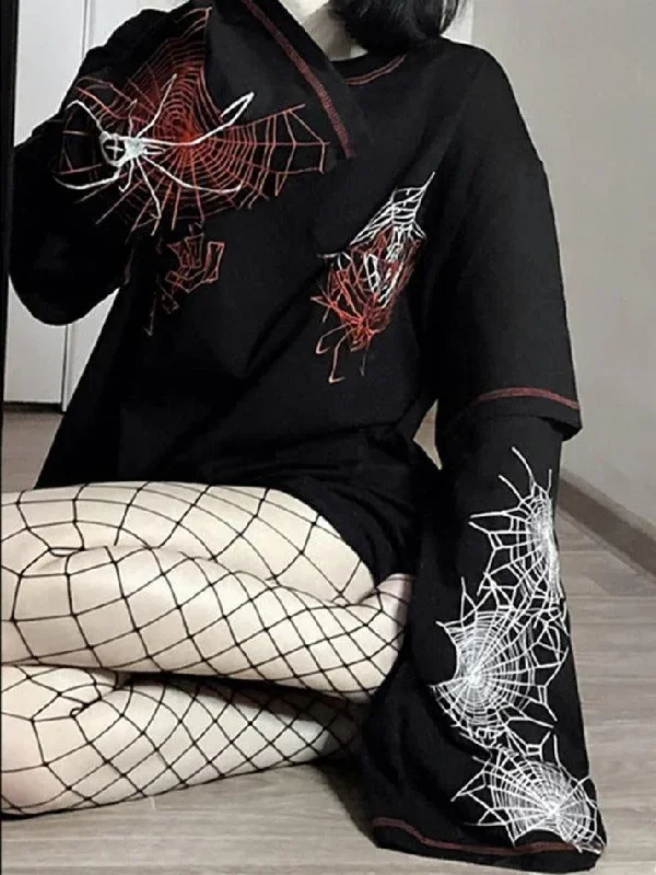 spider-web-print-stitch-detail-oversized-long-sleeve-tee