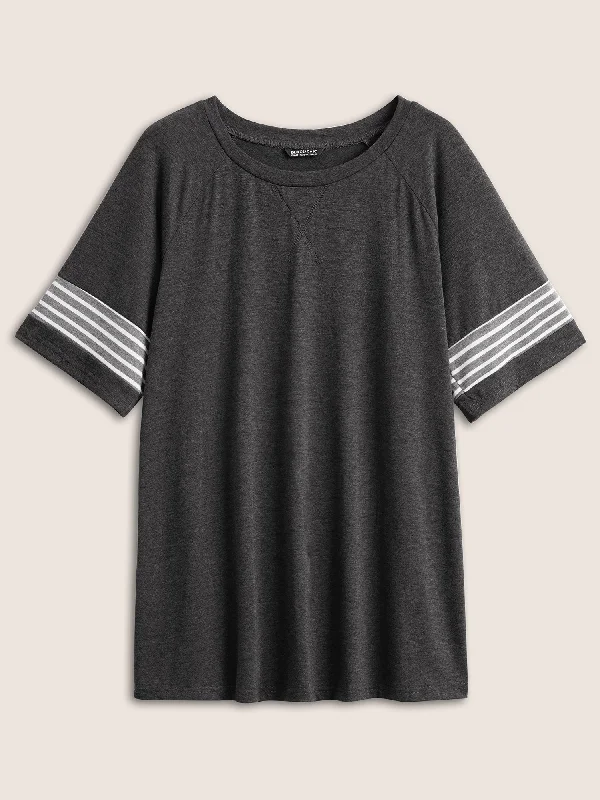 striped-contrast-raglan-sleeve-crew-neck-t-shirt