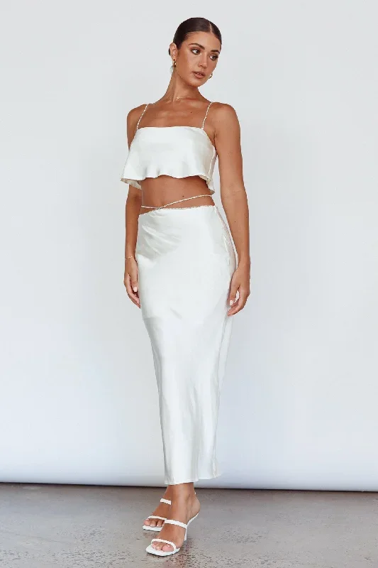 tahni-diamante-strap-crop-top-oyster