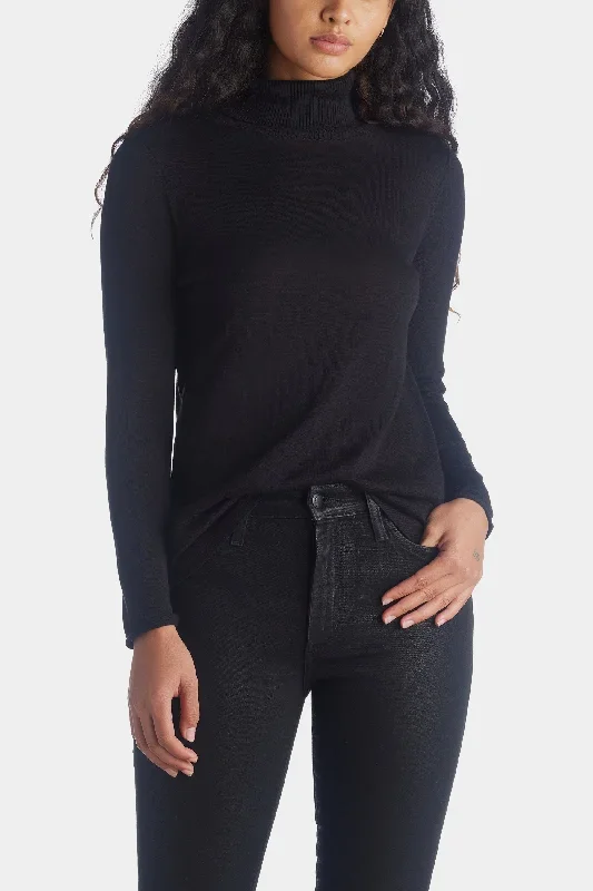 Turtleneck Sweater Tee