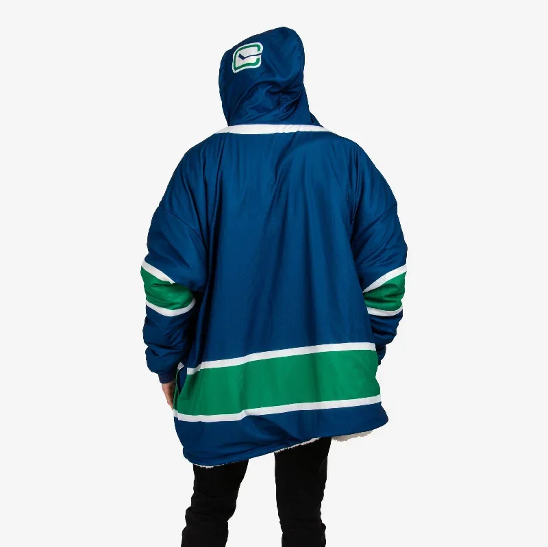 vancouver-canucks-reversible-gameday-hoodeez